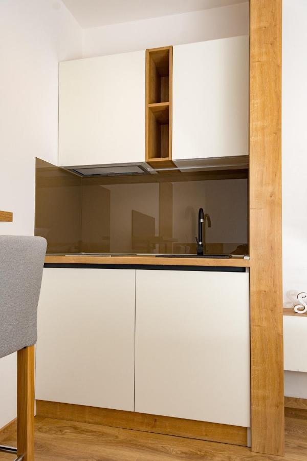 Apartmani Kamavu Яхорина Екстериор снимка
