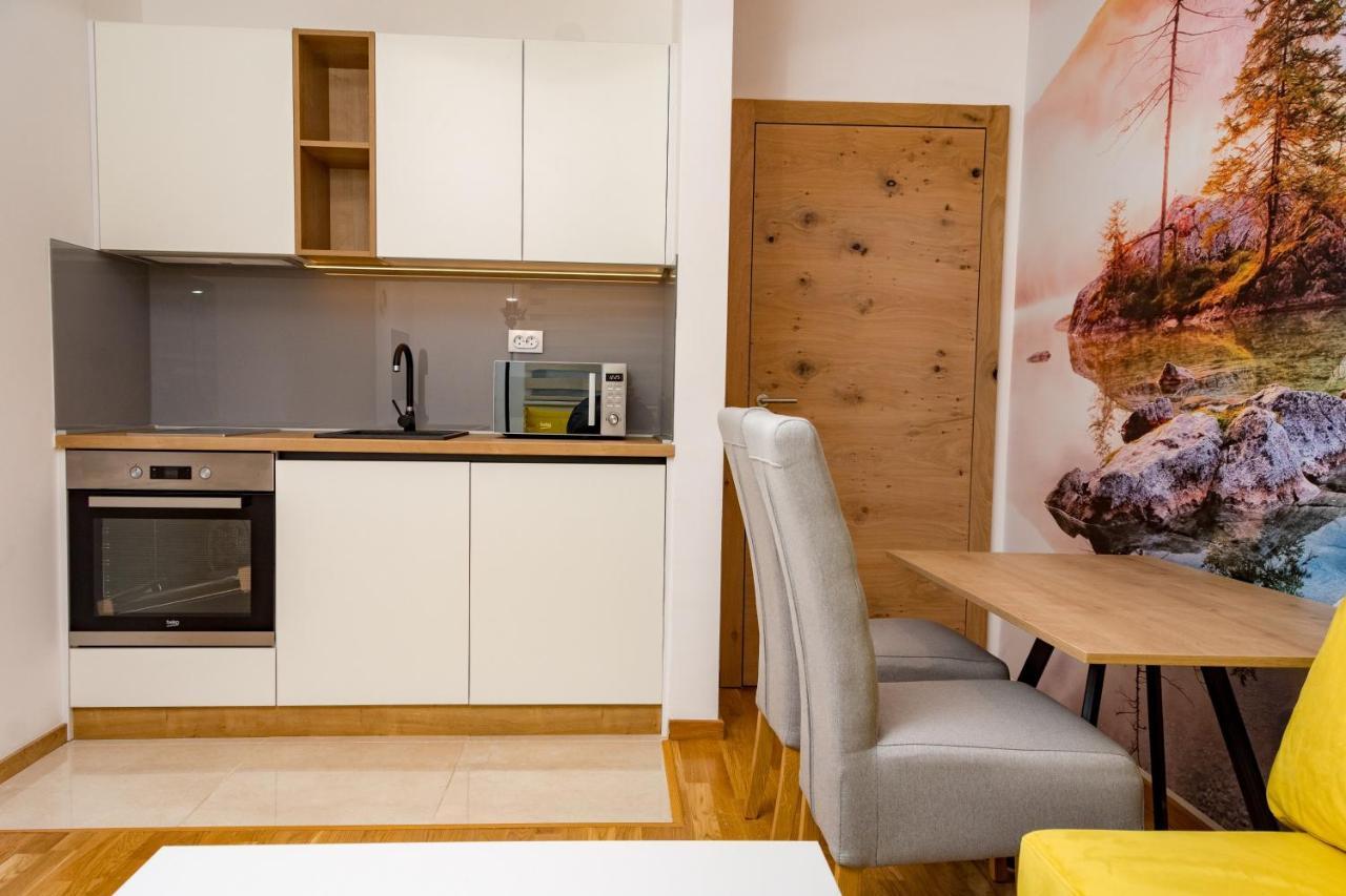 Apartmani Kamavu Яхорина Екстериор снимка