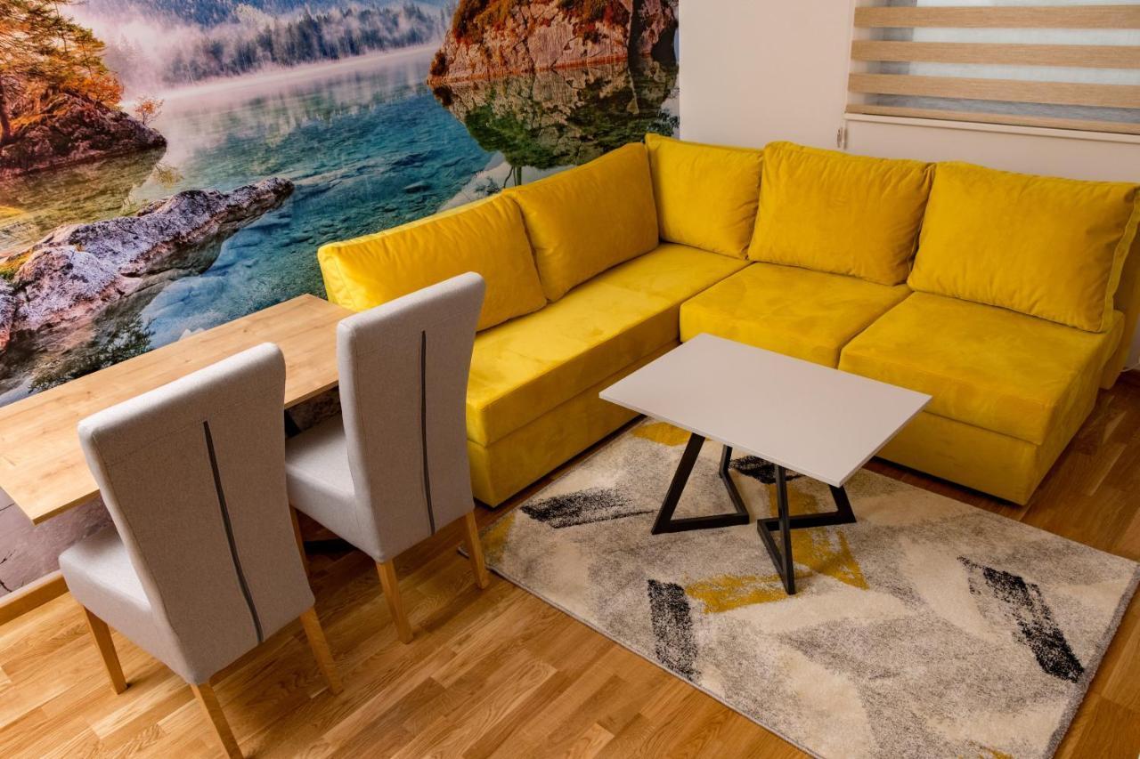 Apartmani Kamavu Яхорина Екстериор снимка