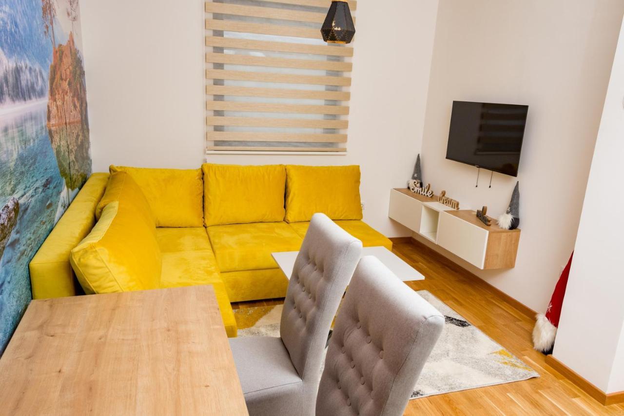Apartmani Kamavu Яхорина Екстериор снимка